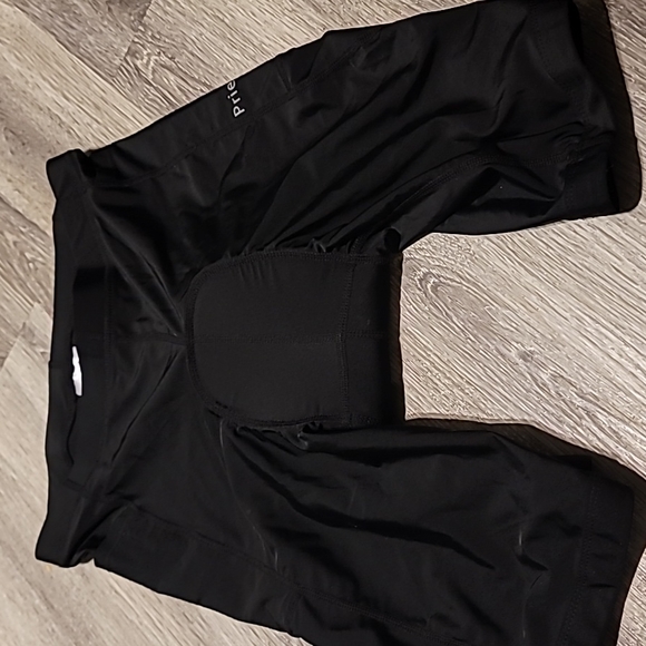 Priessei Men's Cycling Shorts - Picture 5 of 6